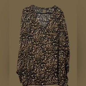 Leopard top